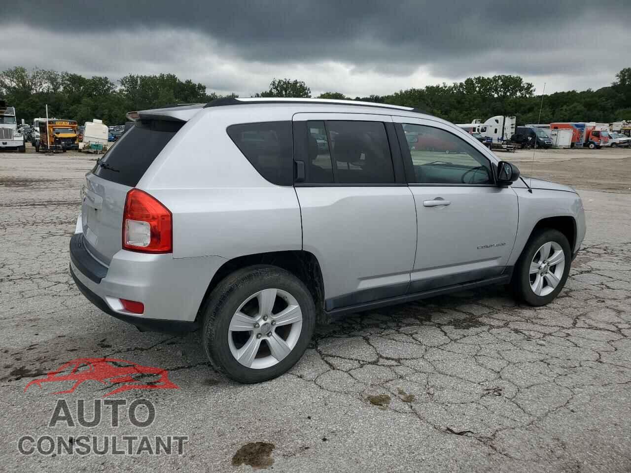 JEEP COMPASS 2011 - 1J4NF1FB3BD148443