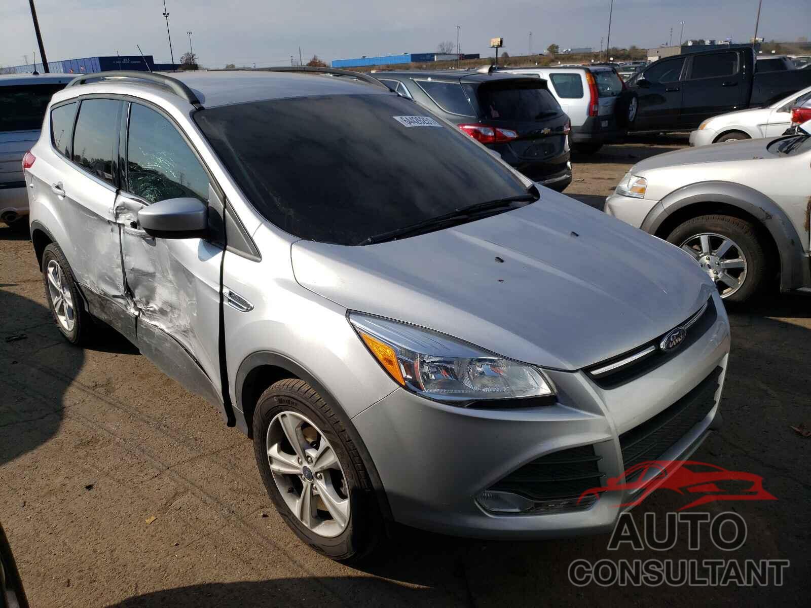 FORD ESCAPE 2016 - 1FMCU0GX2GUC24096