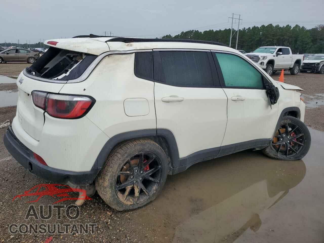 JEEP COMPASS 2018 - 3C4NJDBB8JT418464