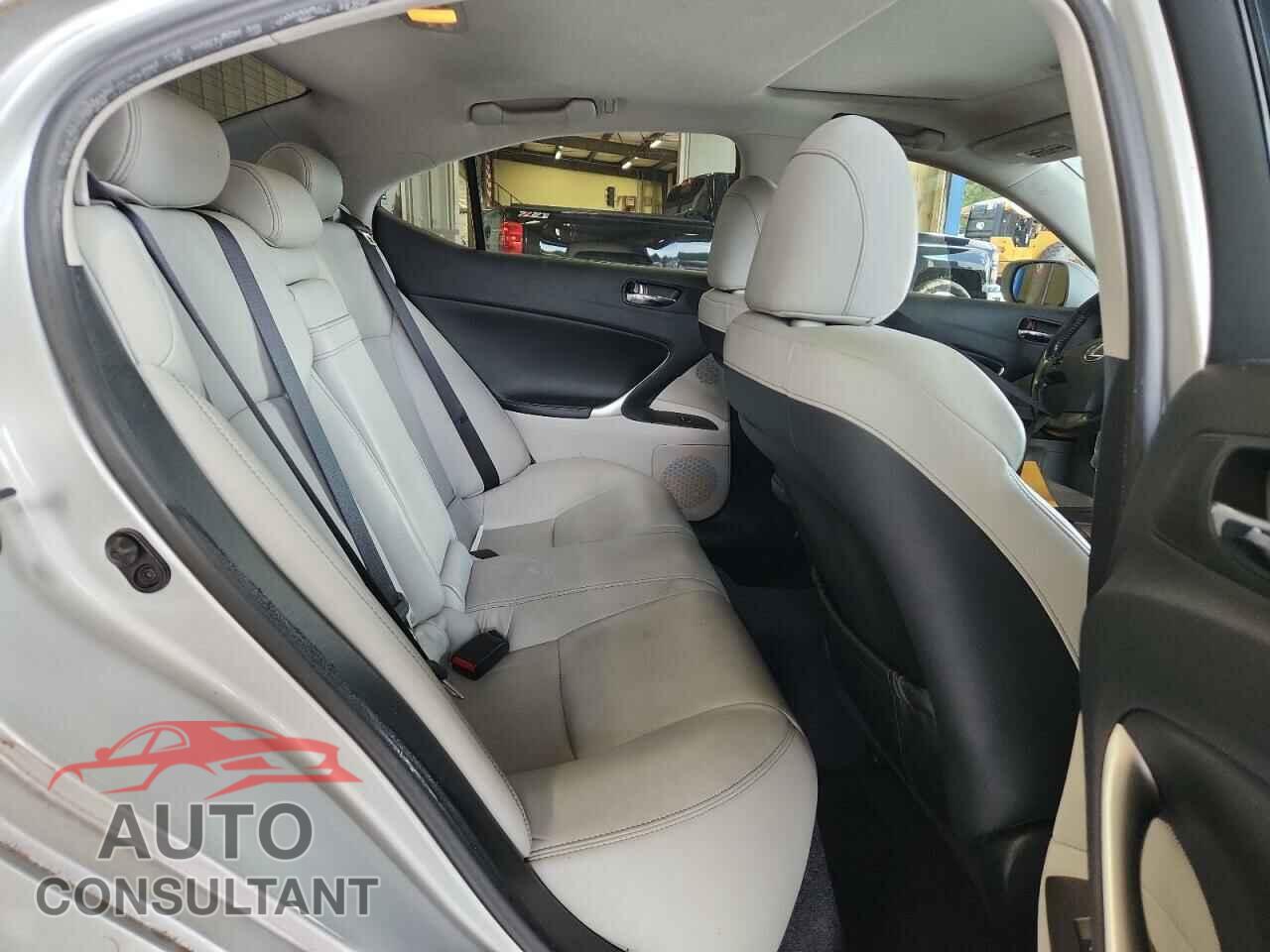 LEXUS IS 2010 - JTHBF5C23A5117950