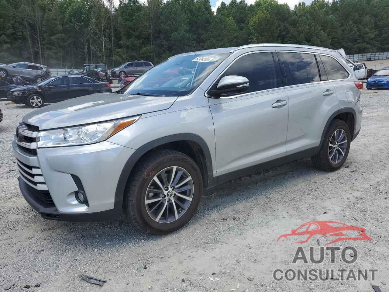 TOYOTA HIGHLANDER 2019 - 5TDKZRFH0KS566109