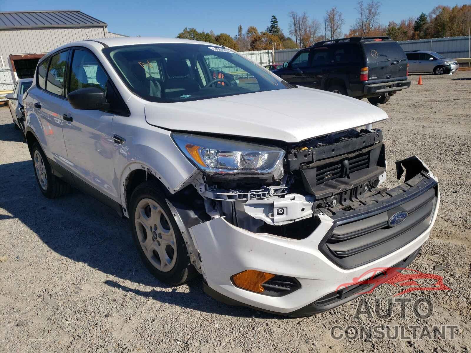 FORD ESCAPE 2017 - 1FMCU0F71HUD72212