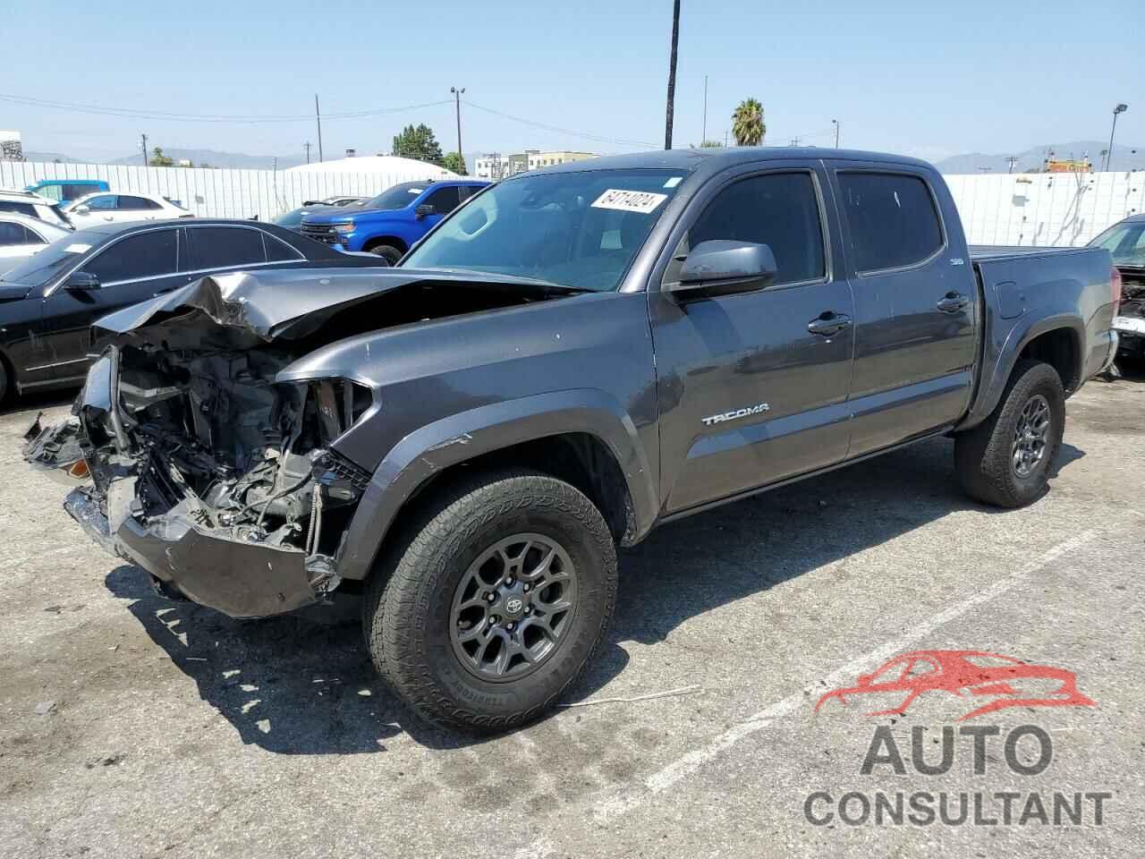 TOYOTA TACOMA 2018 - 5TFAZ5CN4JX055574