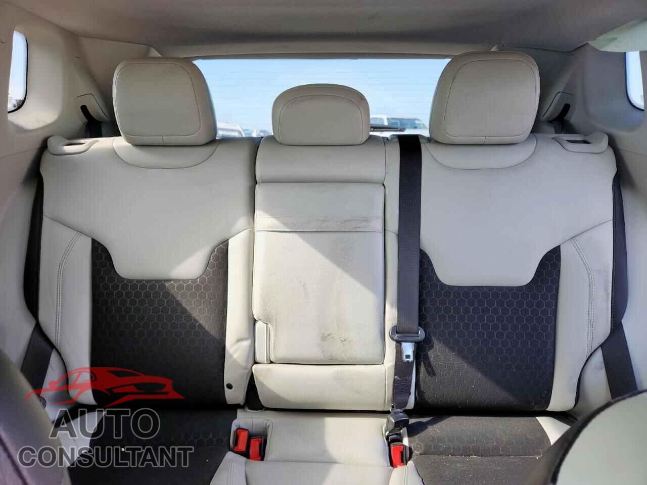 JEEP COMPASS 2019 - 3C4NJCBB5KT636714