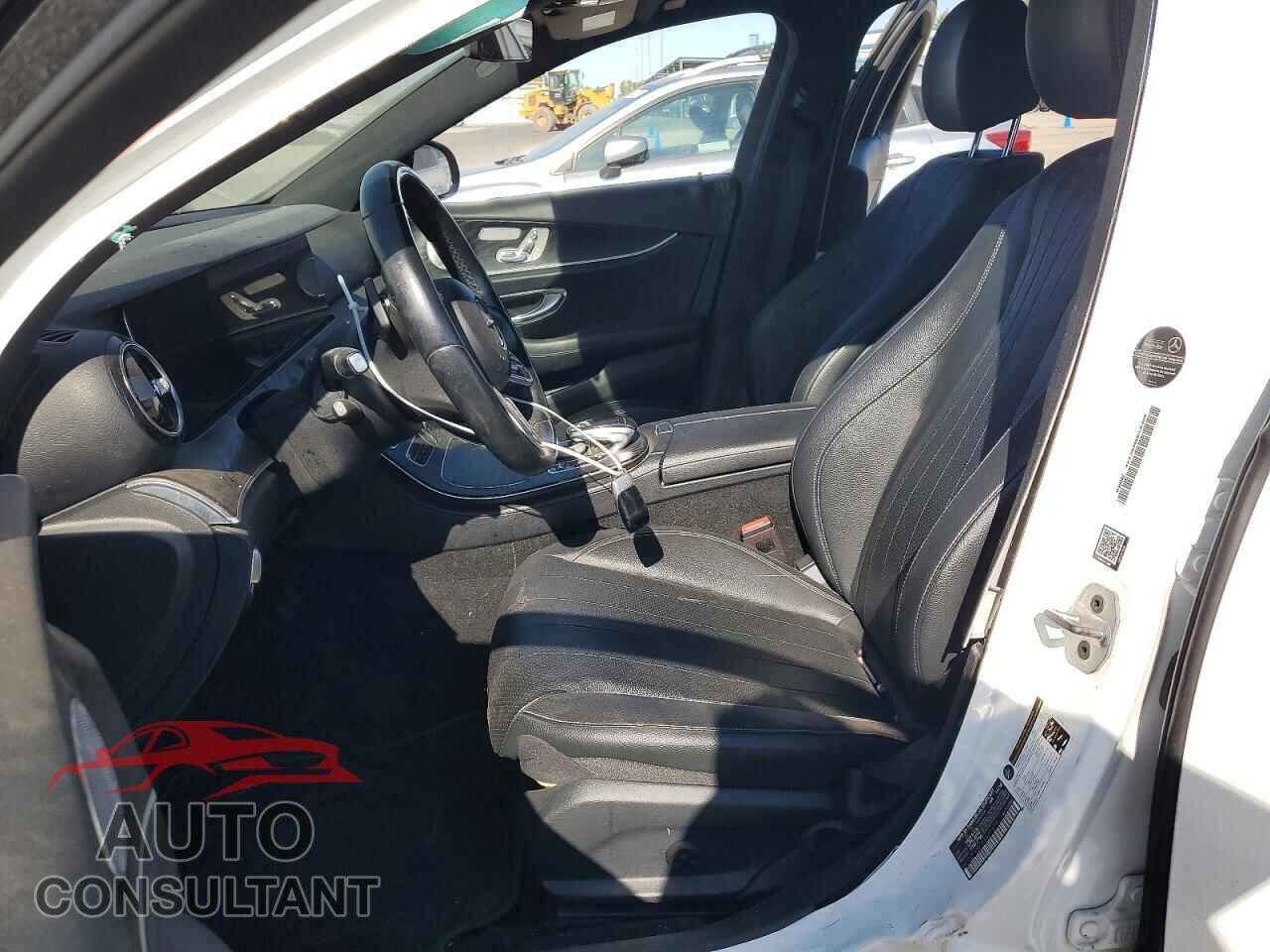 MERCEDES-BENZ E-CLASS 2019 - WDDZF4JB1KA577474