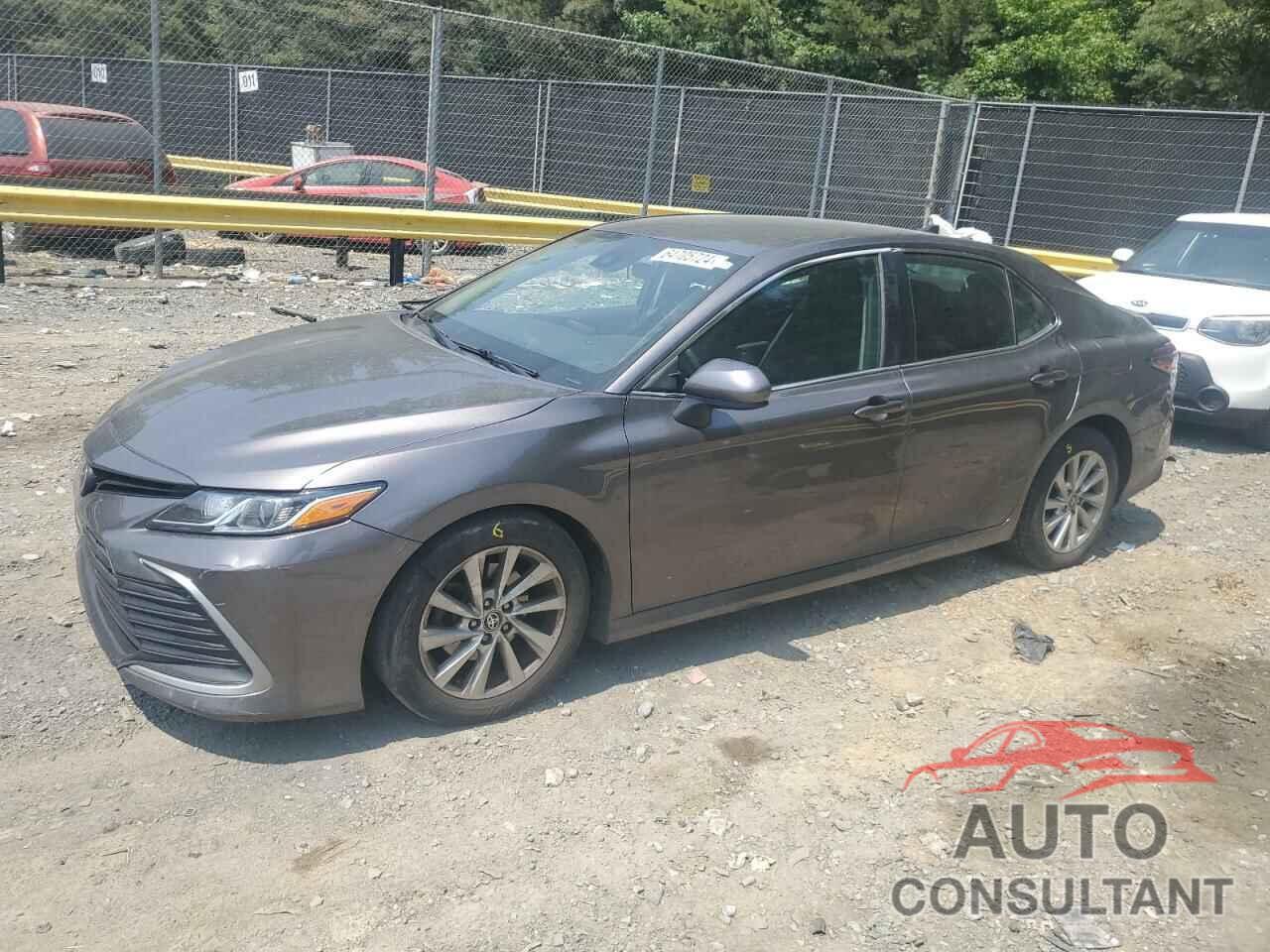 TOYOTA CAMRY 2021 - 4T1C11AK1MU558241
