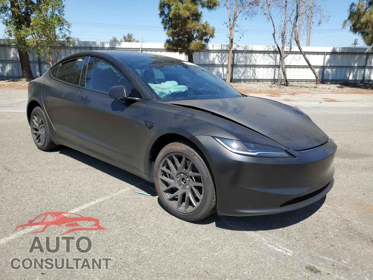 TESLA MODEL 3 2024 - 5YJ3E1EB4RF813712