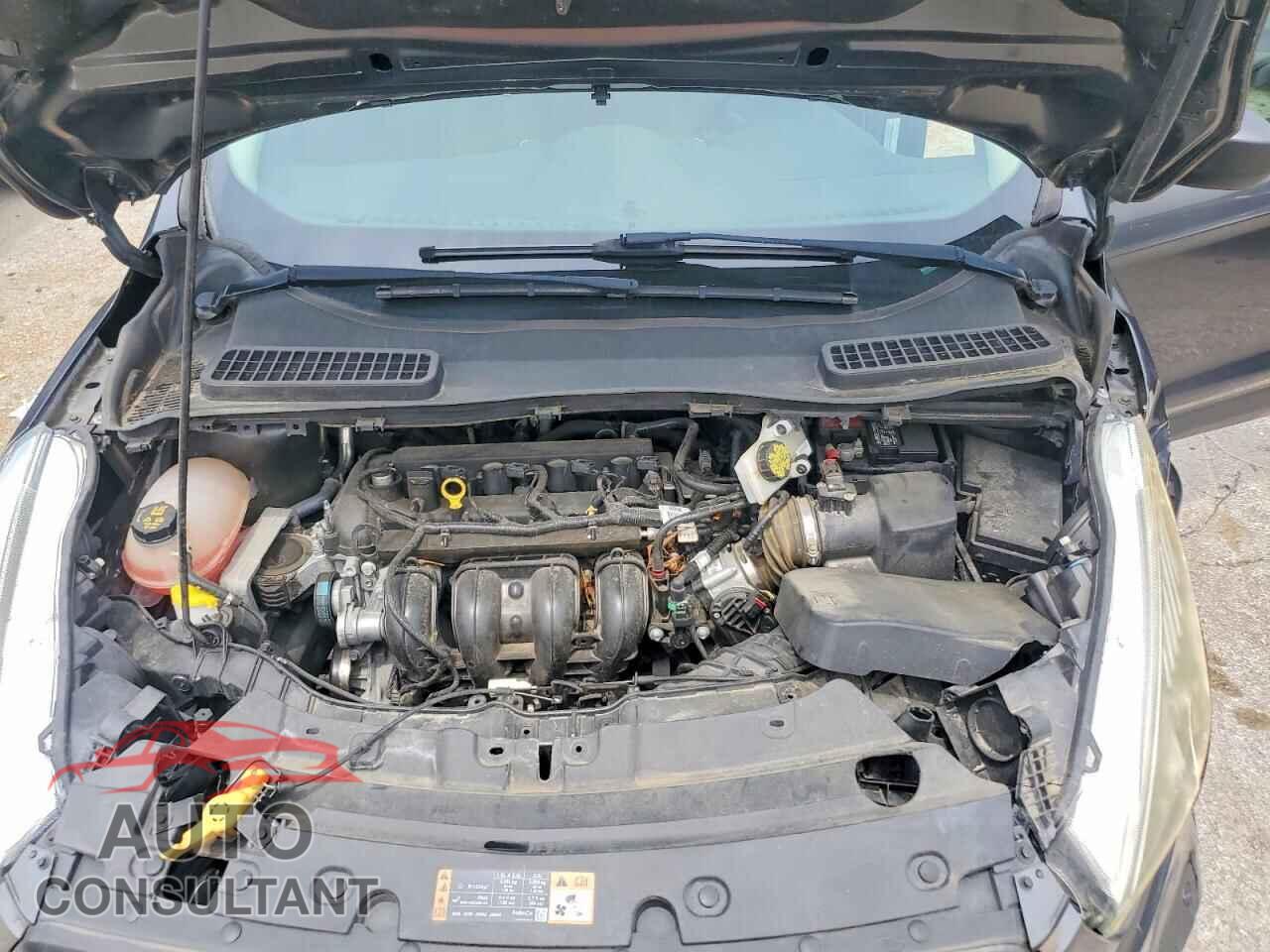 FORD ESCAPE 2017 - 1FMCU0F71HUE04480