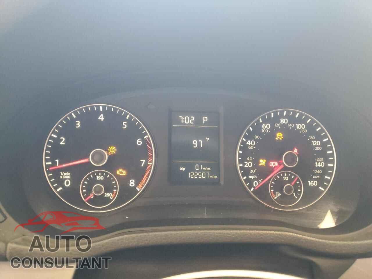 VOLKSWAGEN PASSAT 2014 - 1VWAP7A32EC004832