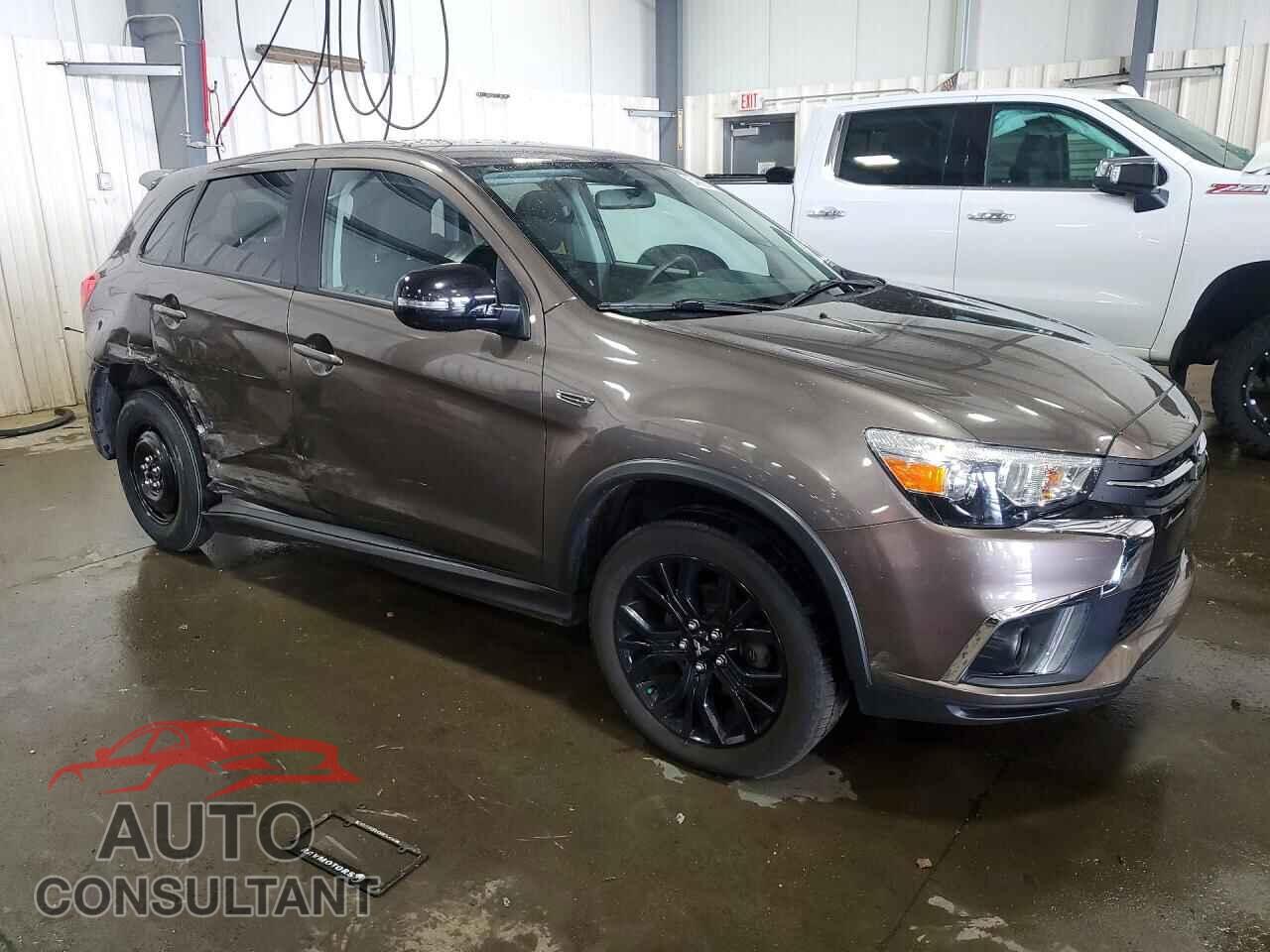 MITSUBISHI OUTLANDER 2019 - JA4AR3AU4KU009206