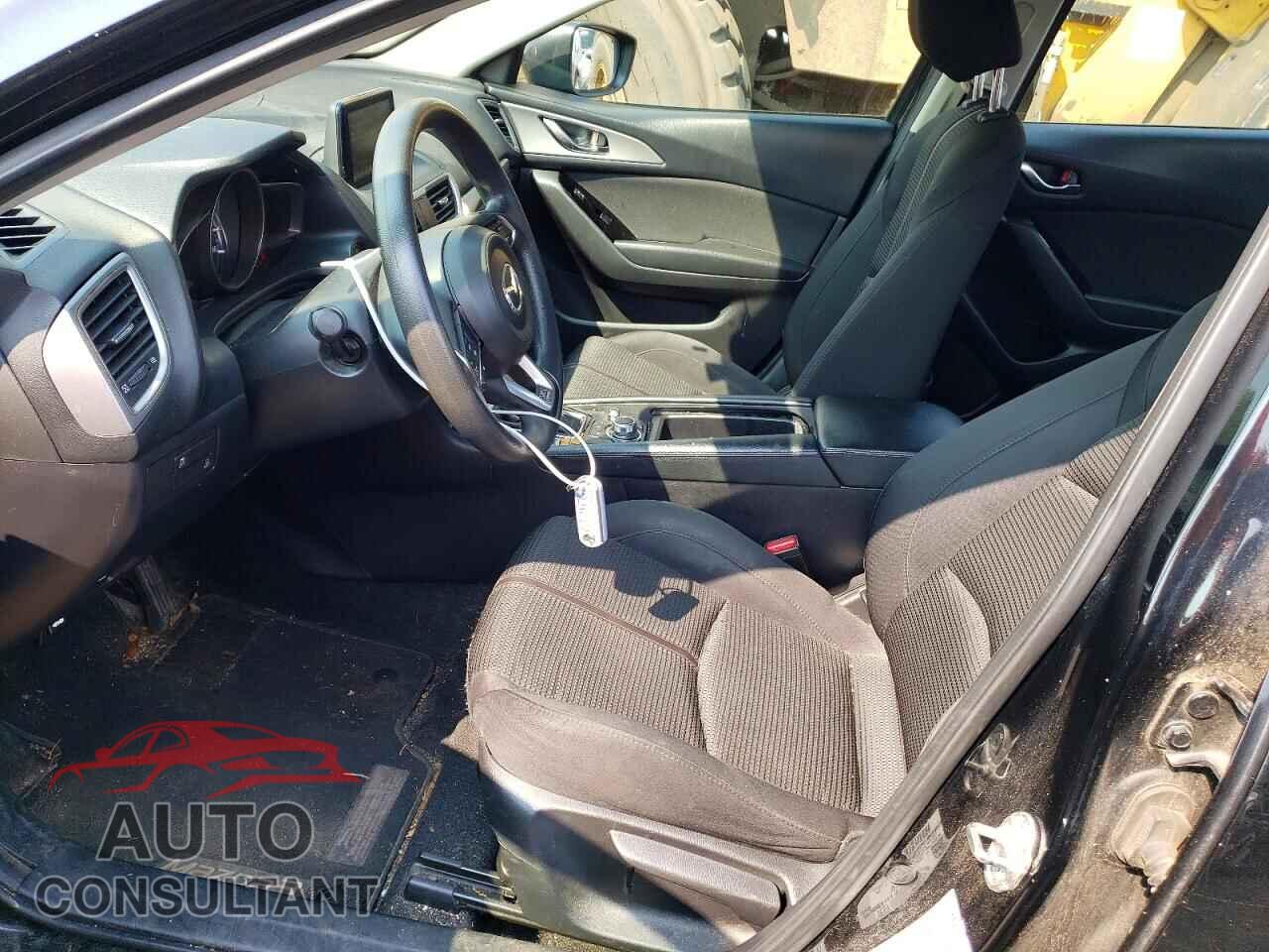 MAZDA 3 2017 - 3MZBN1U7XHM138044