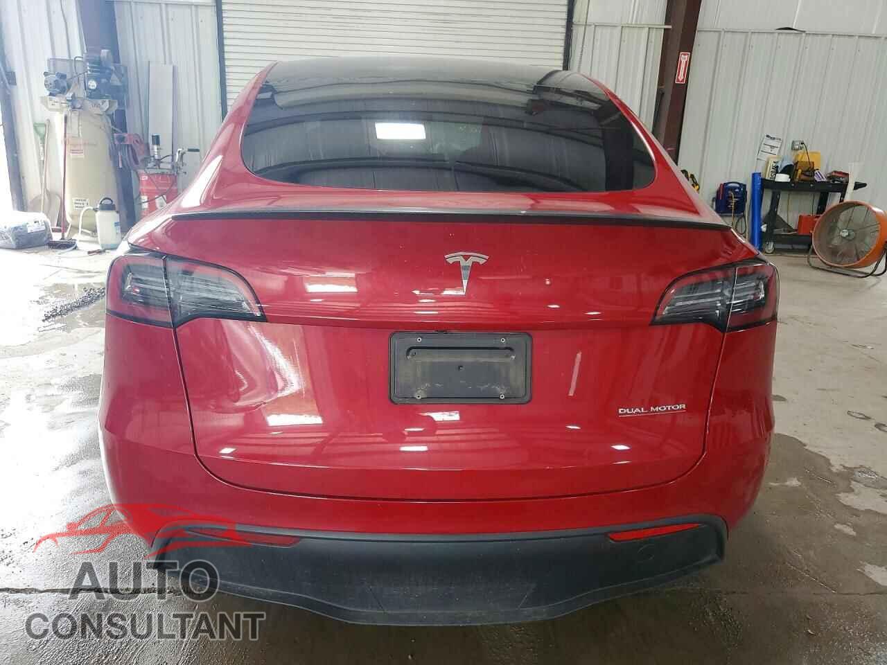 TESLA MODEL Y 2023 - 7SAYGDEF9PF769548