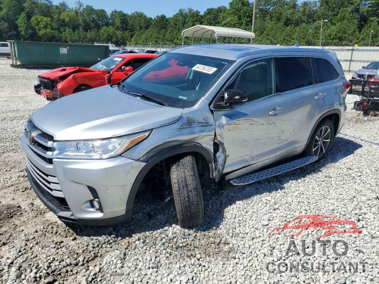 TOYOTA HIGHLANDER 2018 - 5TDKZRFH8JS532160