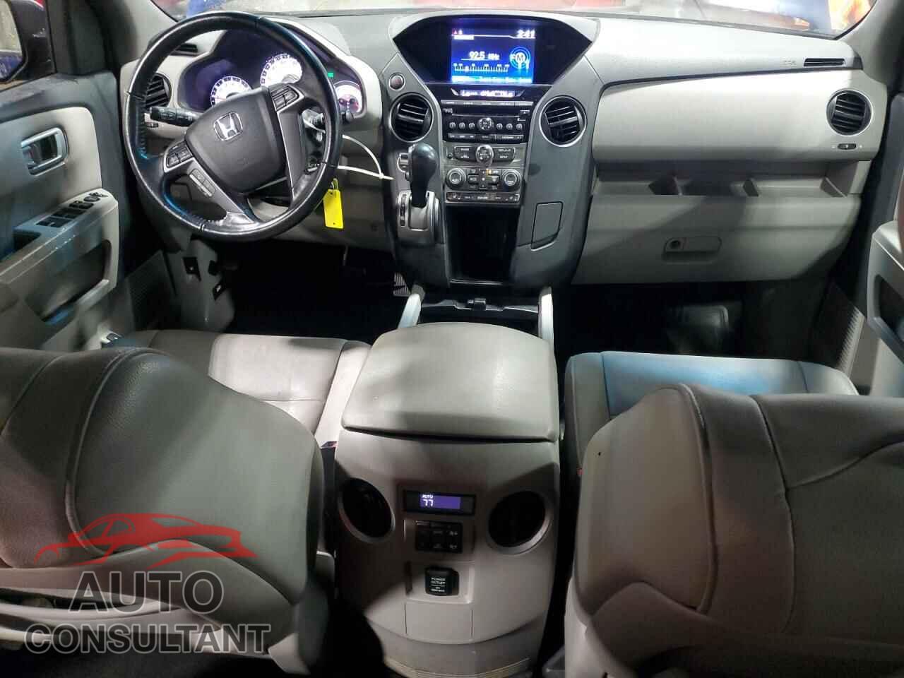 HONDA PILOT 2013 - 5FNYF4H52DB052262