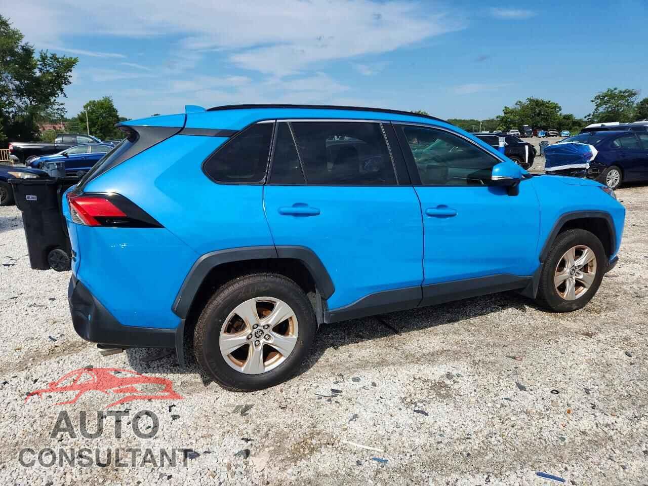 TOYOTA RAV4 2019 - JTMP1RFV8KJ014812