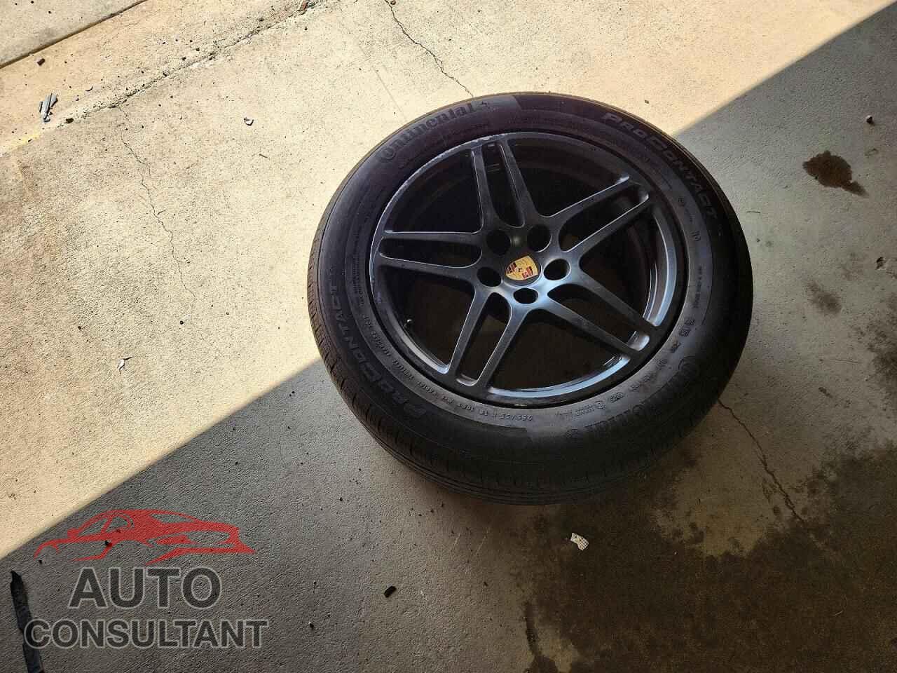 PORSCHE MACAN 2019 - WP1AA2A5XKLB03918