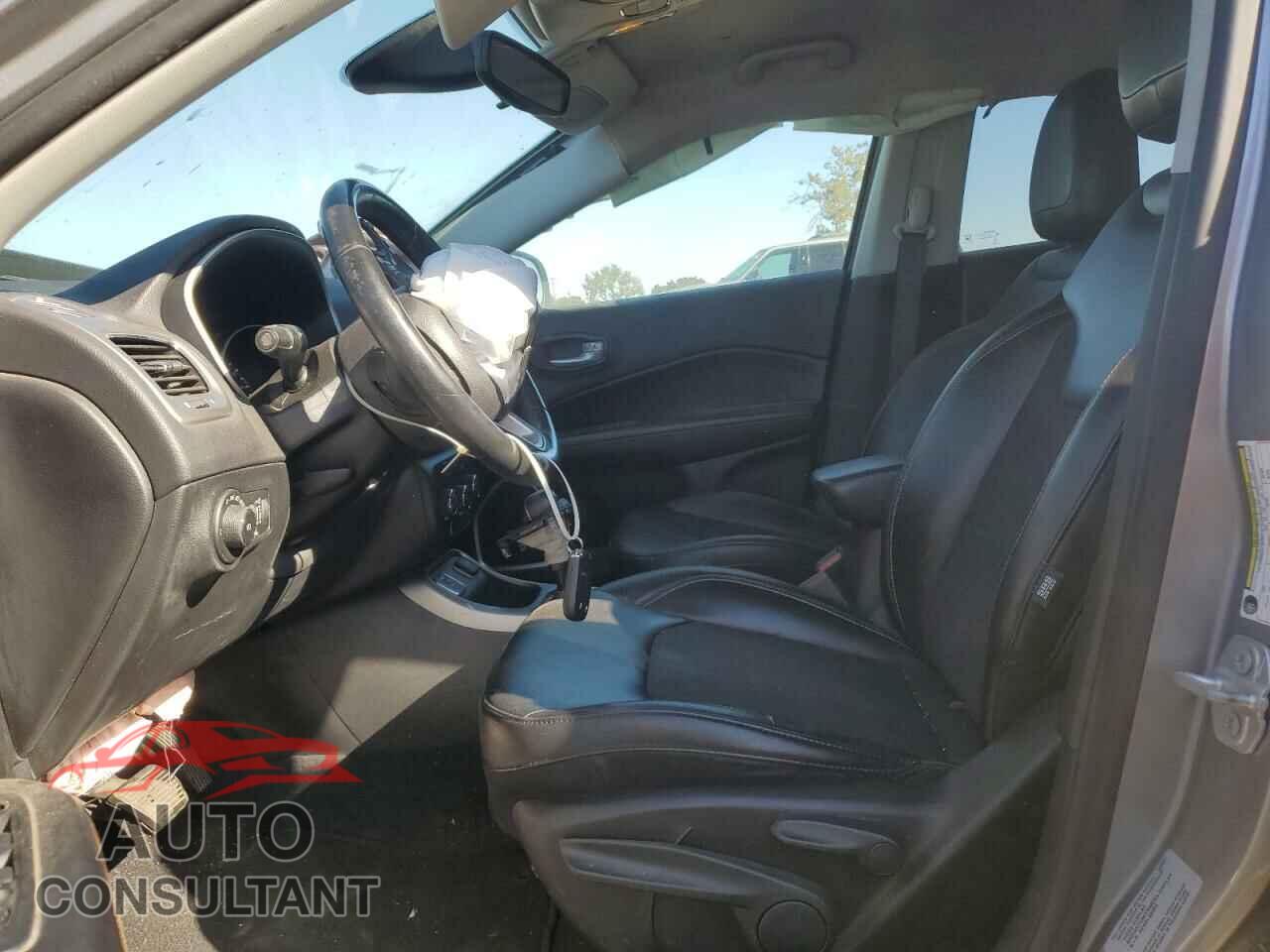 JEEP COMPASS 2017 - 3C4NJCBB8HT669392