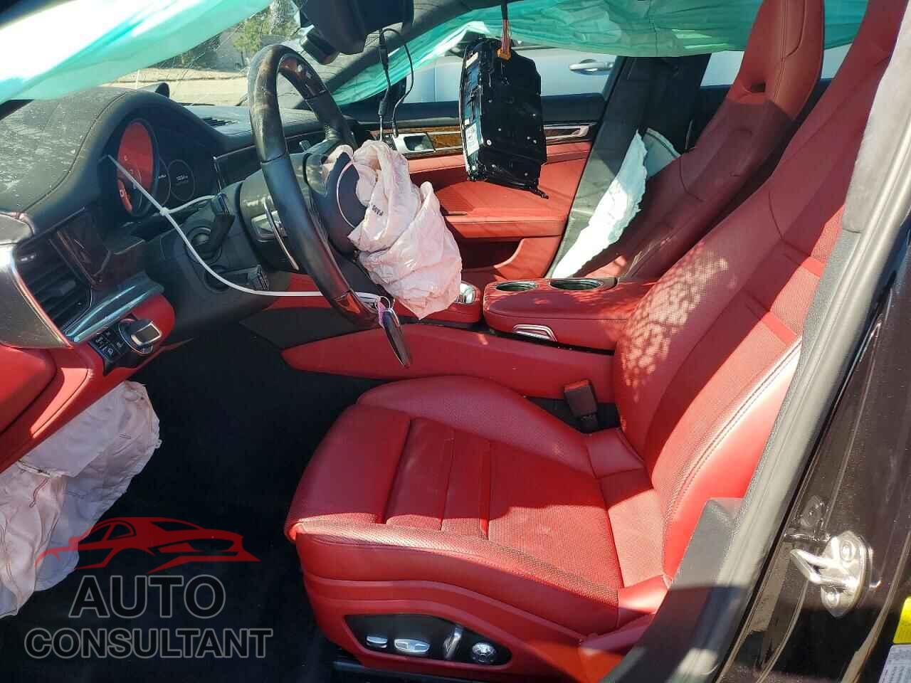 PORSCHE PANAMERA 2020 - WP0BF2A7XLL175017