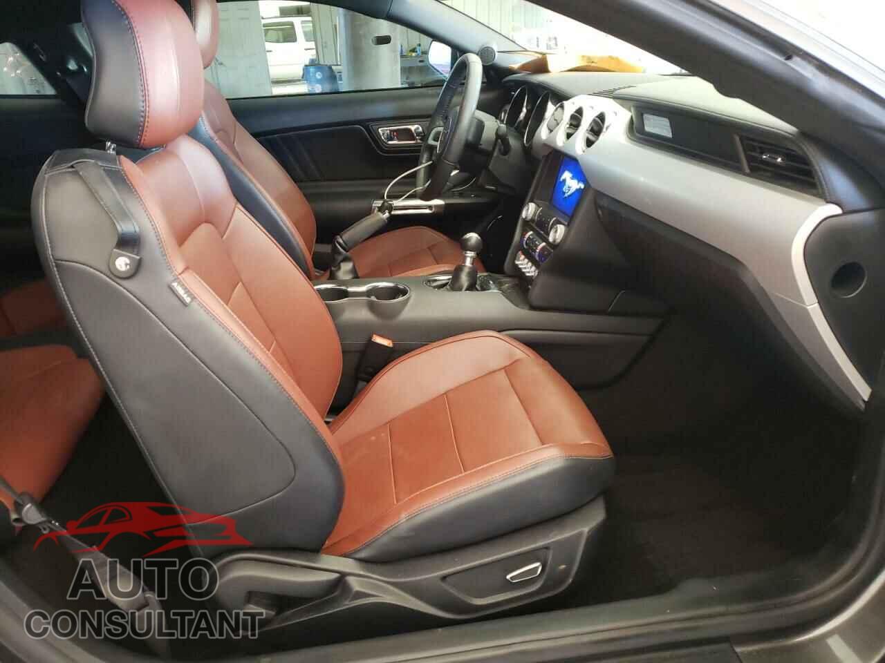 FORD MUSTANG 2016 - 1FA6P8CF8G5240565