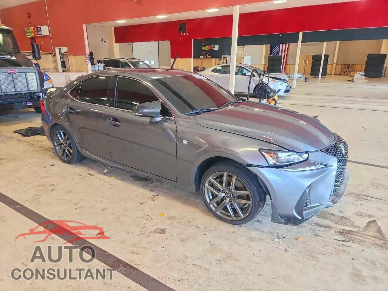 LEXUS IS 2019 - JTHC81D21K5036095