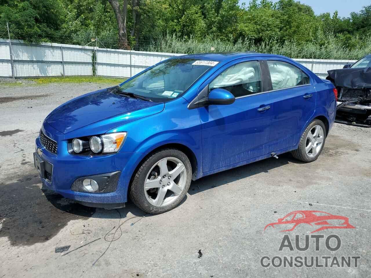 CHEVROLET SONIC 2016 - 1G1JE5SB6G4136873