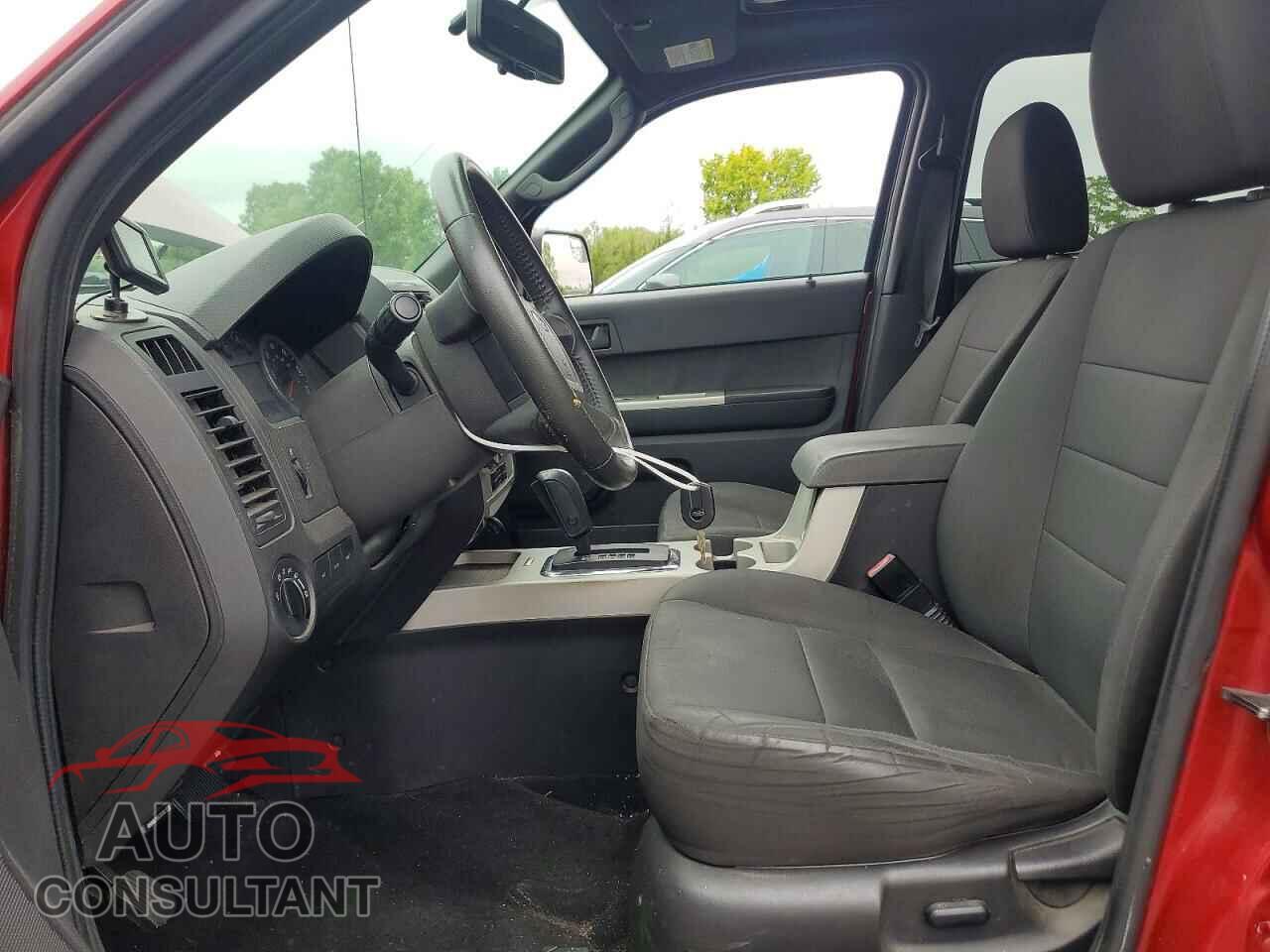 FORD ESCAPE 2010 - 1FMCU9D76AKD17666