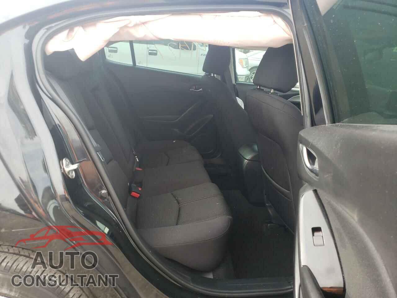 MAZDA 3 2017 - 3MZBN1U72HM157137