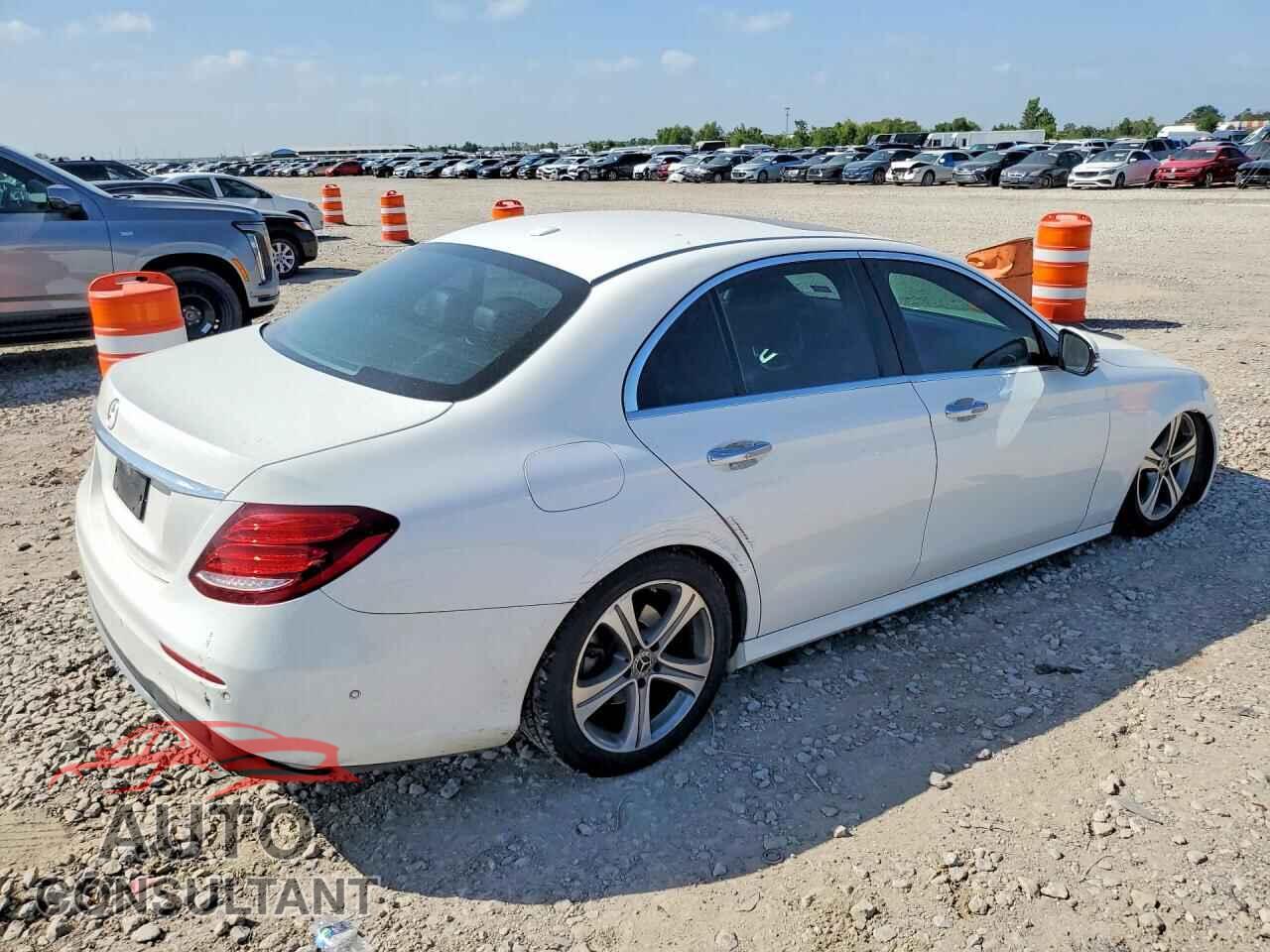MERCEDES-BENZ E-CLASS 2019 - WDDZF4JB1KA543714