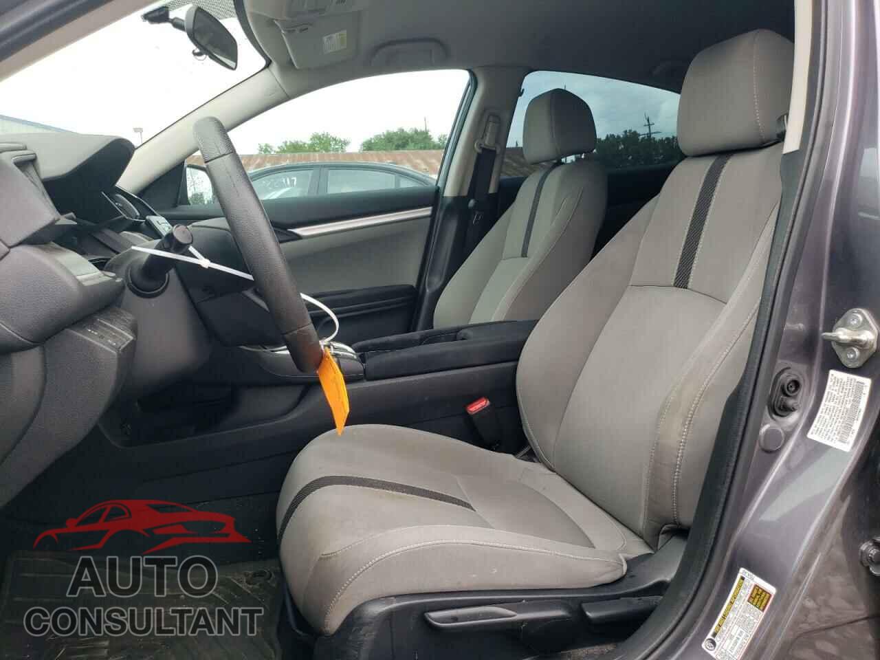 HONDA CIVIC 2018 - 19XFC2F59JE016965