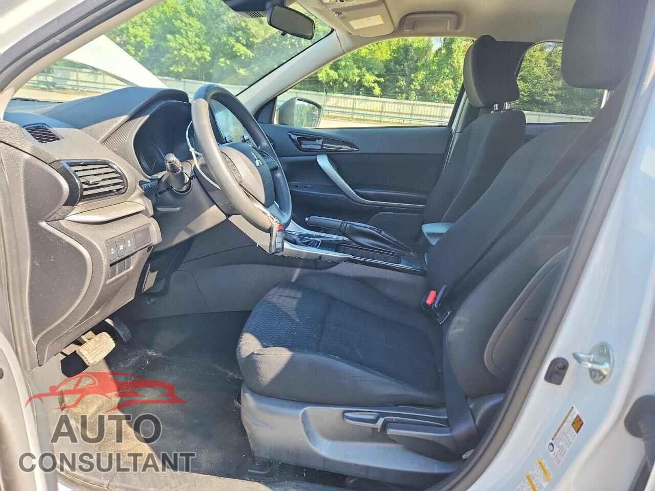 MITSUBISHI ECLIPSE 2024 - JA4ATVAA7RZ046878