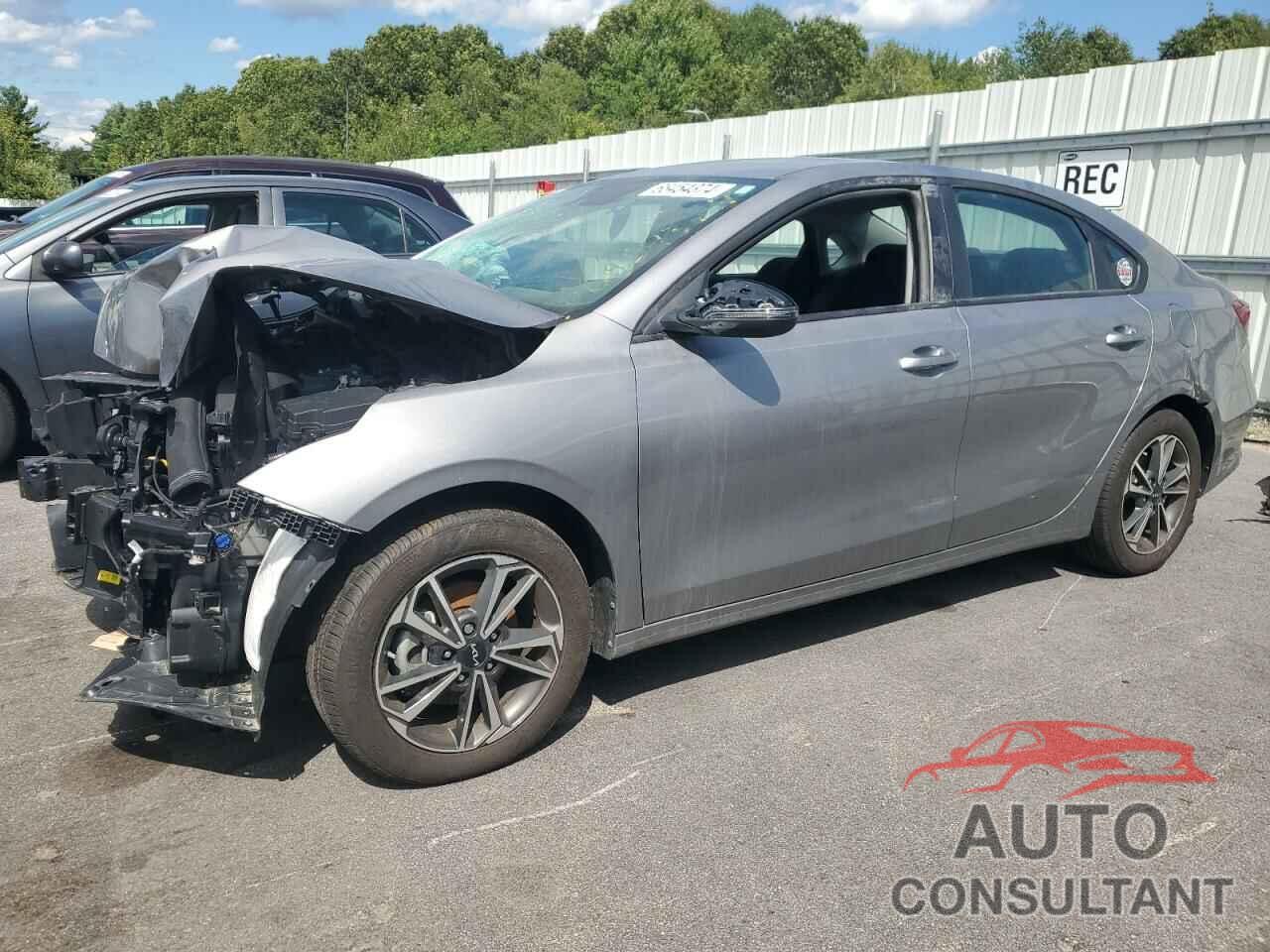 KIA FORTE 2023 - 3KPF24ADXPE674087