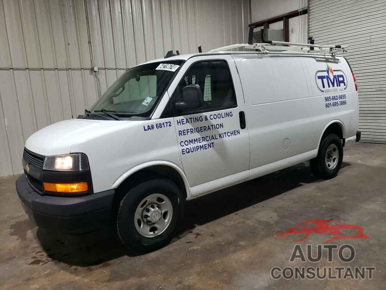 CHEVROLET EXPRESS 2018 - 1GCWGAFP7J1308813