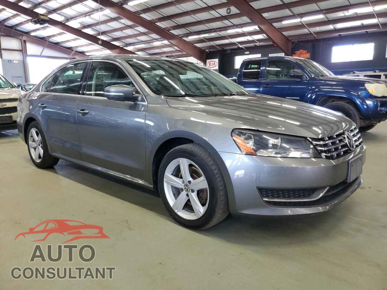 VOLKSWAGEN PASSAT 2013 - 1VWBN7A37DC135988