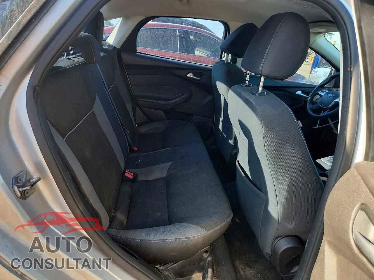 FORD FOCUS 2014 - 1FADP3F23EL458733
