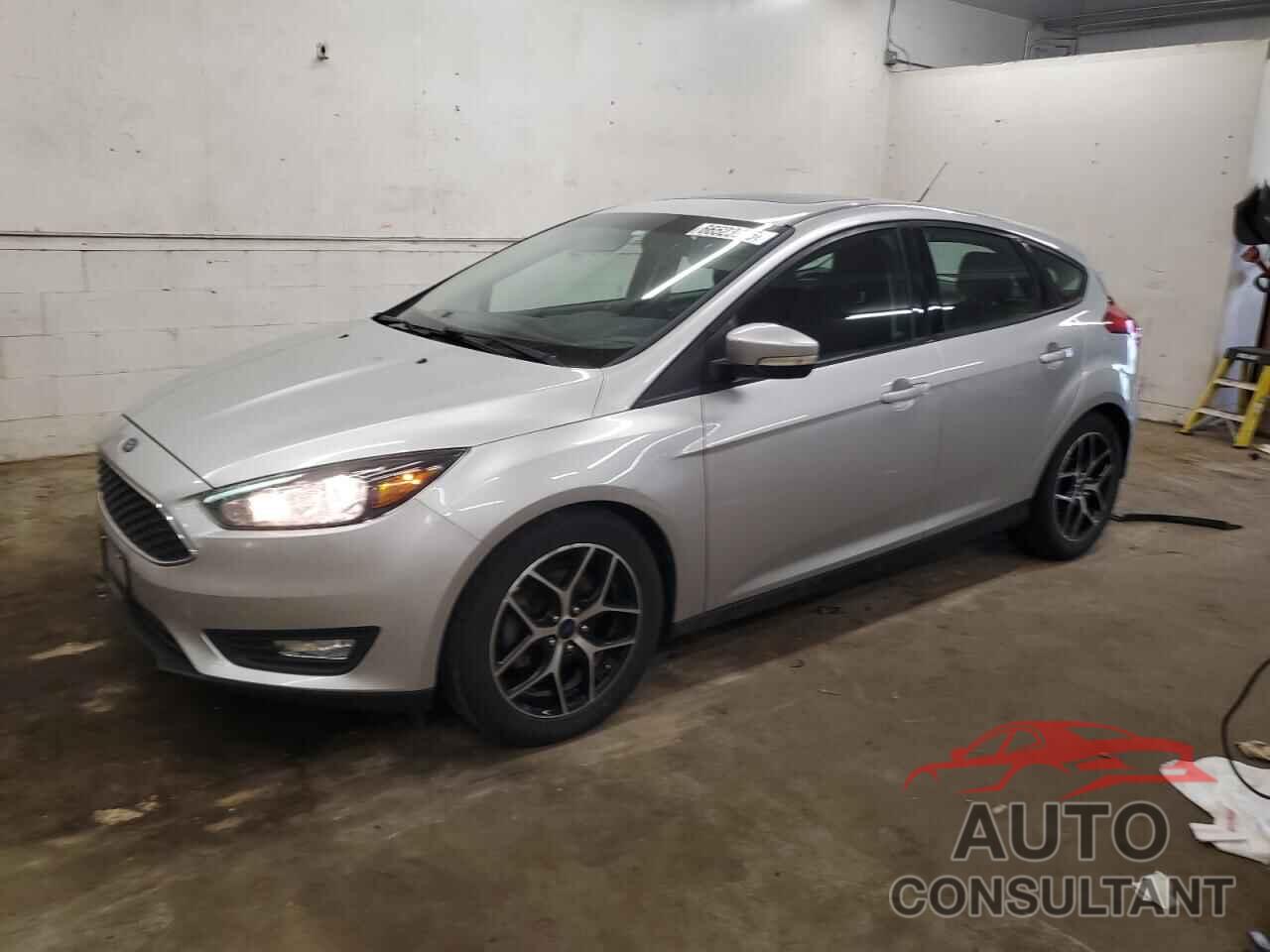 FORD FOCUS 2017 - 1FADP3M27HL245470