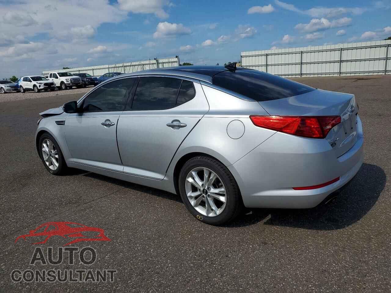 KIA OPTIMA 2011 - KNAGN4A76B5052593