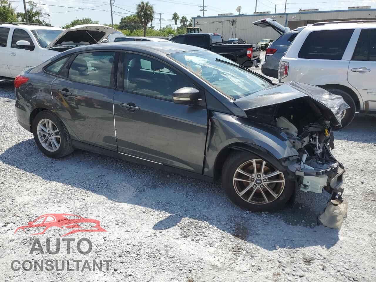 FORD FOCUS 2017 - 1FADP3F29HL242096