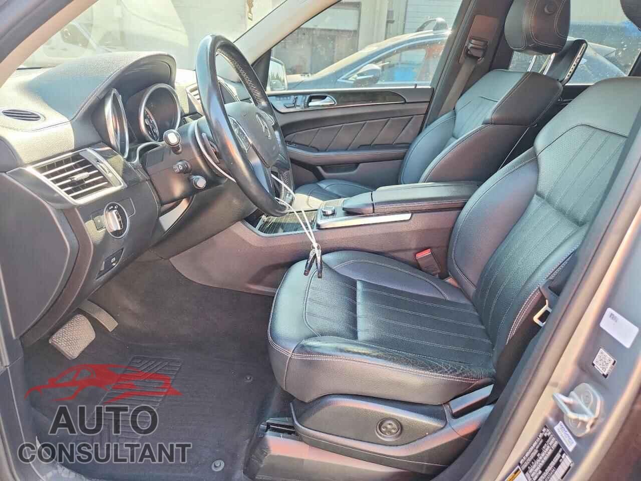 MERCEDES-BENZ GL-CLASS 2015 - 4JGDF6EE4FA554941