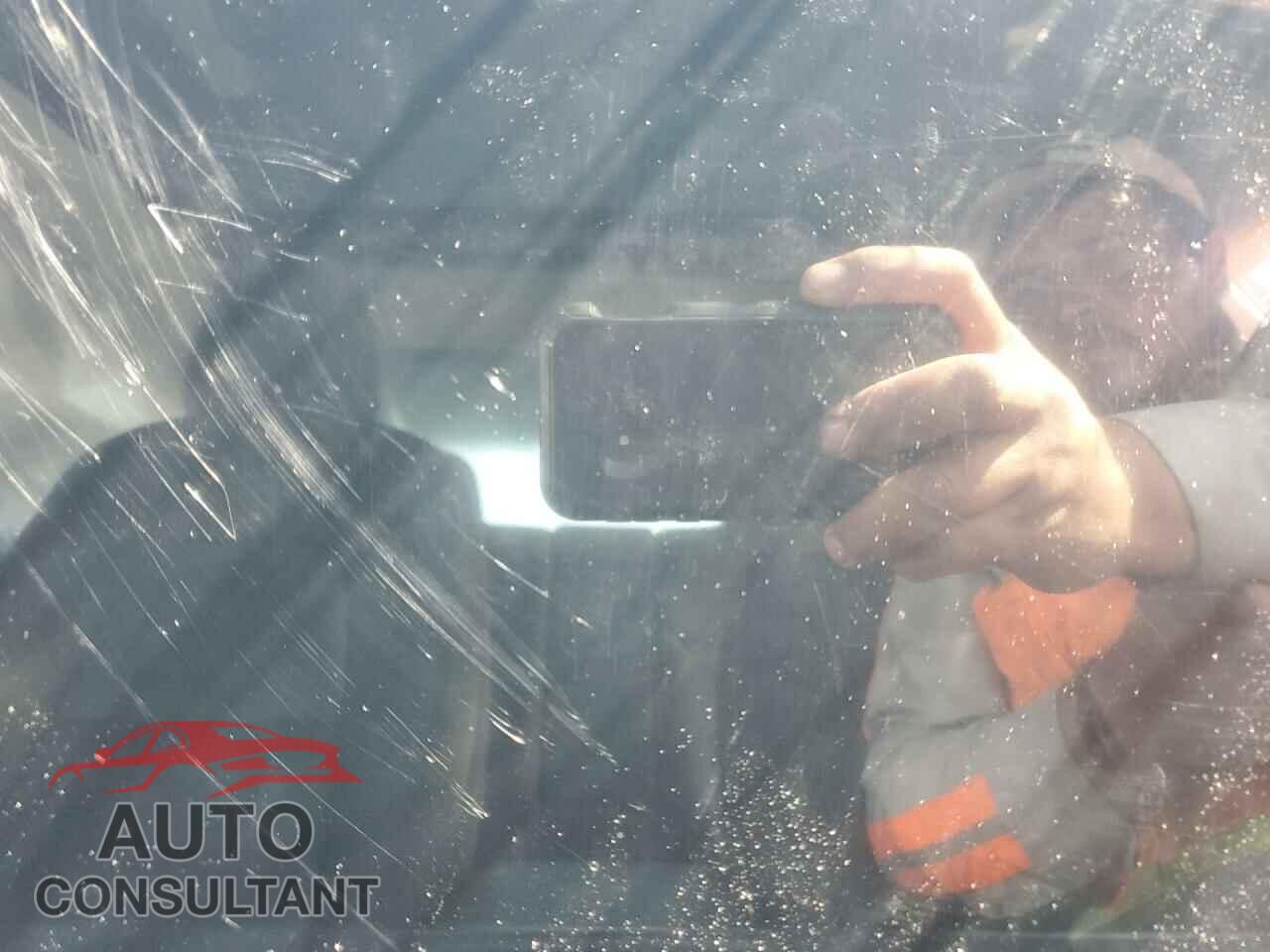 TESLA MODEL 3 2018 - 5YJ3E1EA6JF057926