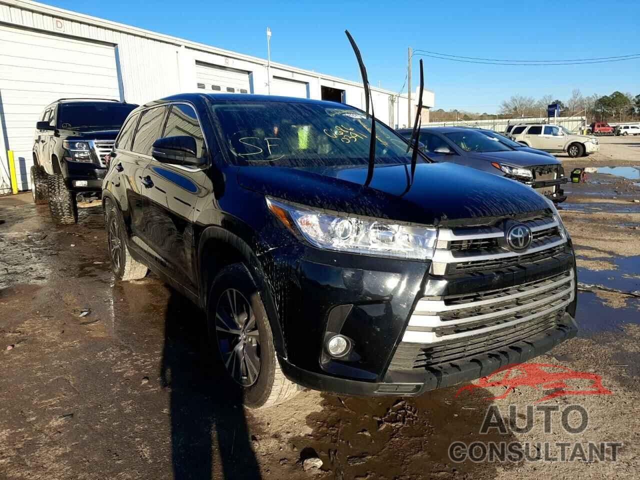 TOYOTA HIGHLANDER 2019 - 5TDZZRFH8KS363208
