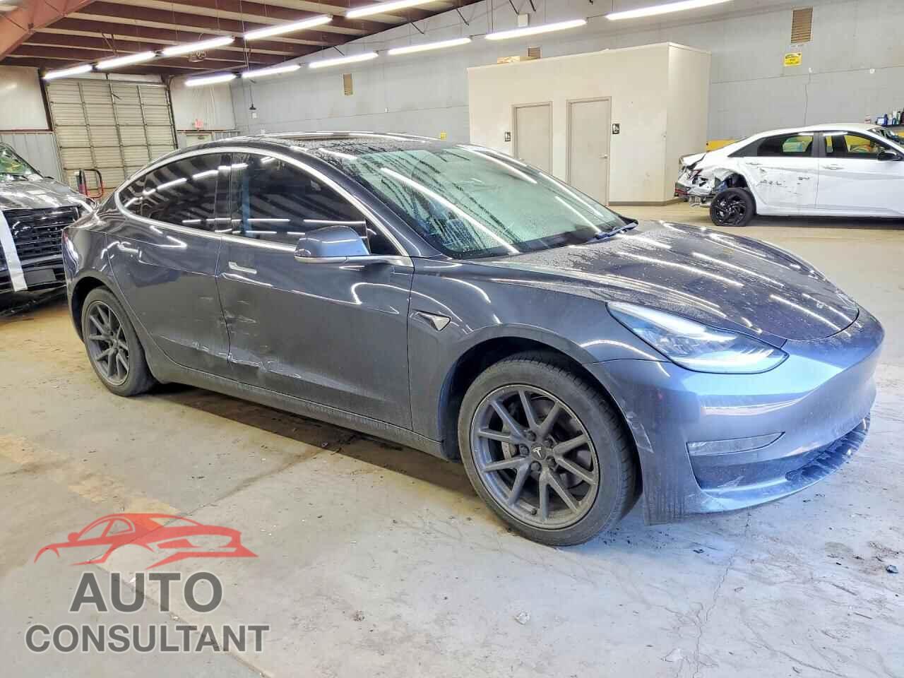 TESLA MODEL 3 2018 - 5YJ3E1EA3JF033616