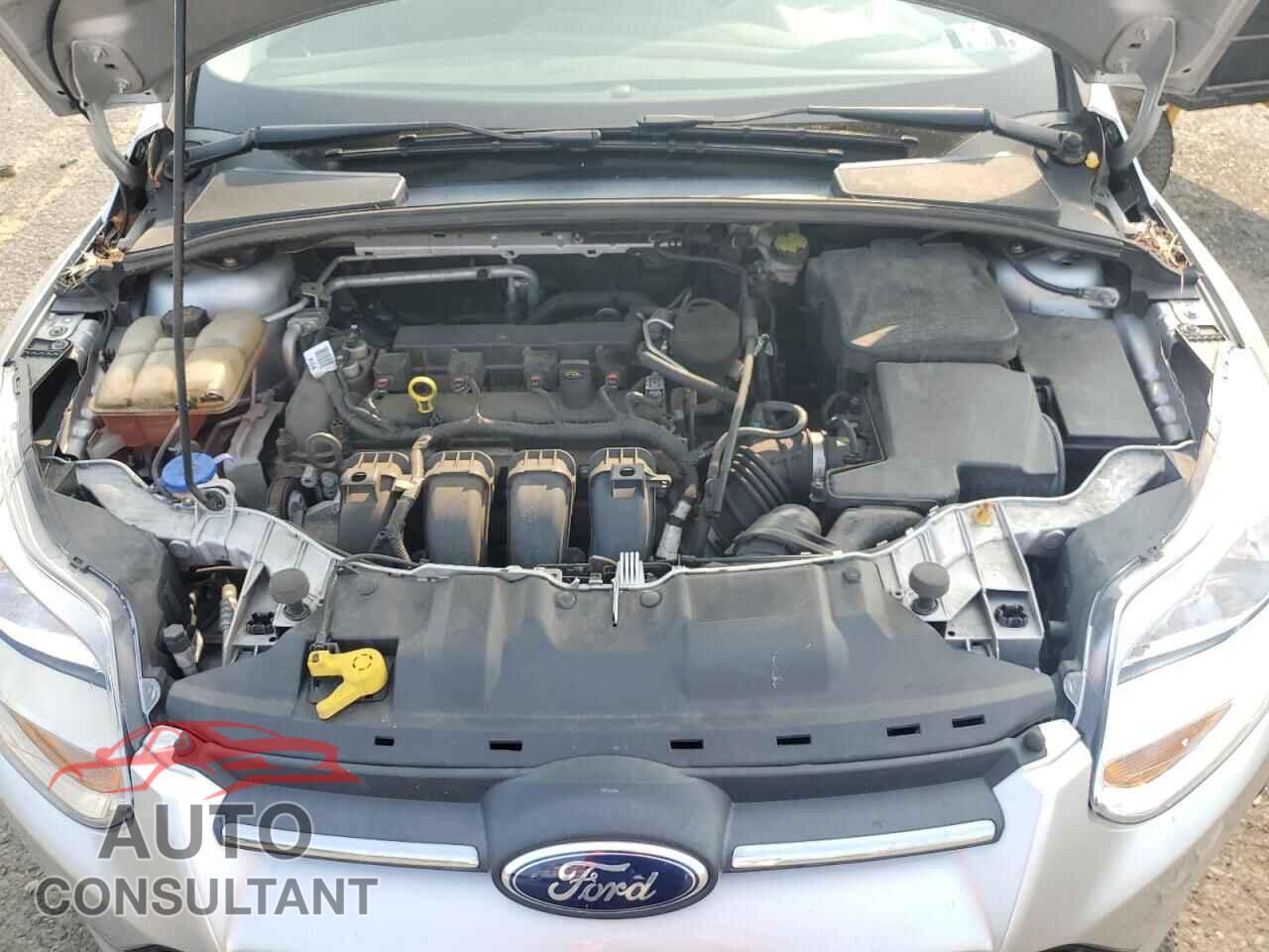 FORD FOCUS 2014 - 1FADP3F2XEL457269