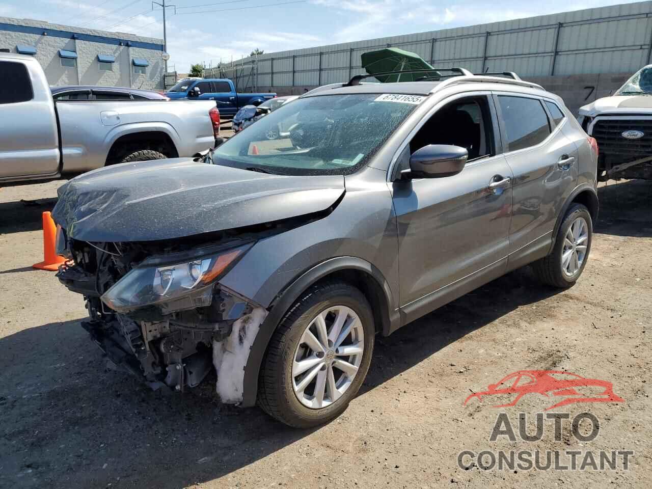 NISSAN ROGUE 2017 - JN1BJ1CR4HW102015