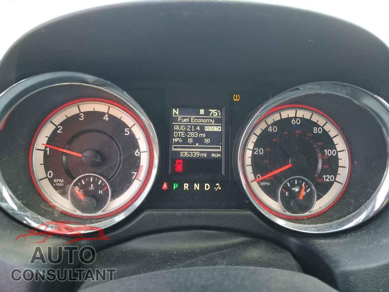 DODGE CARAVAN 2018 - 2C4RDGEG9JR324579