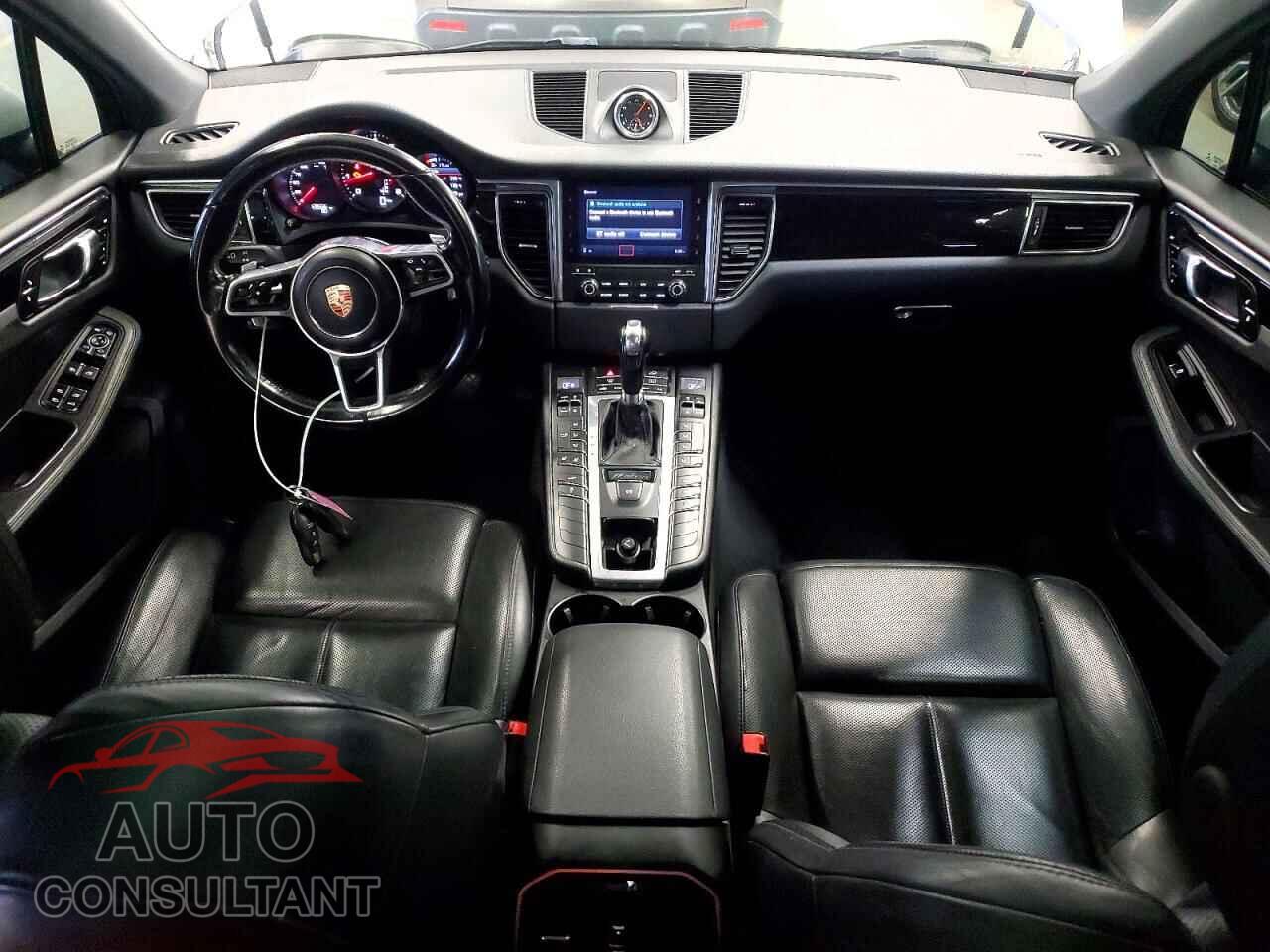 PORSCHE MACAN 2017 - WP1AA2A57HLB08065