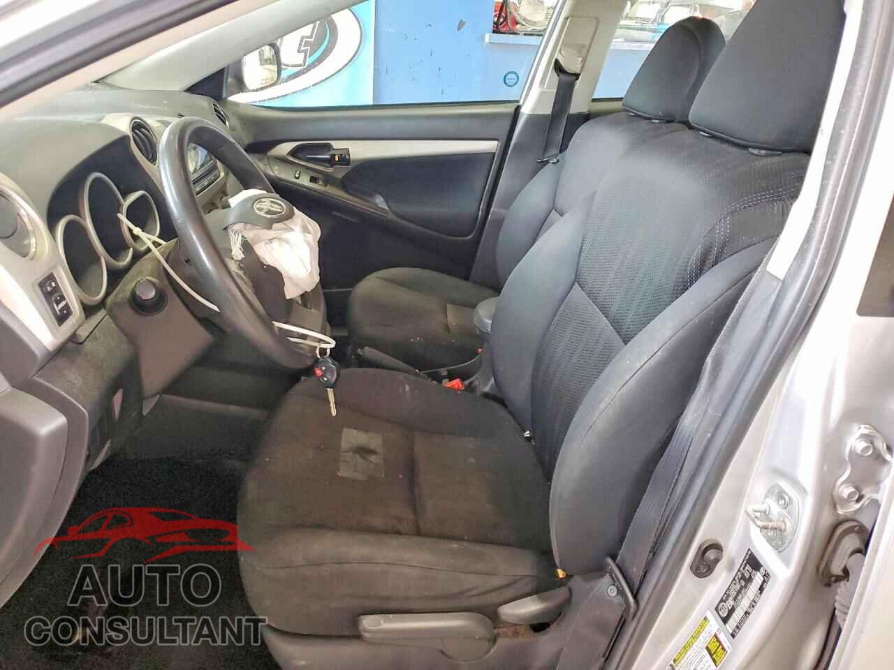 TOYOTA MATRIX 2013 - 2T1KU4EE2DC104493