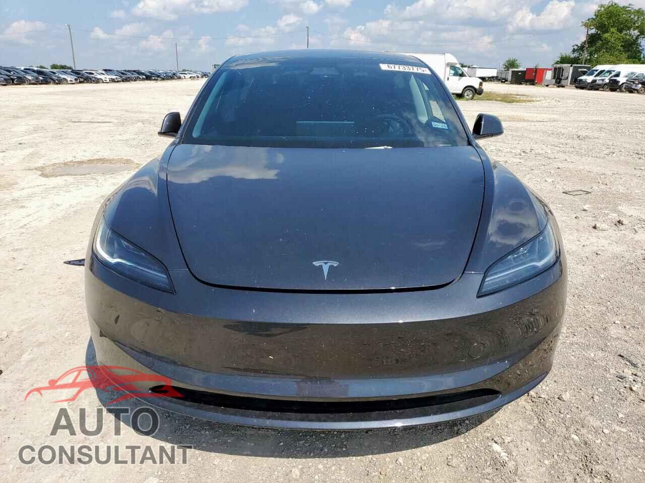 TESLA MODEL 3 2024 - 5YJ3E1EA9RF783243