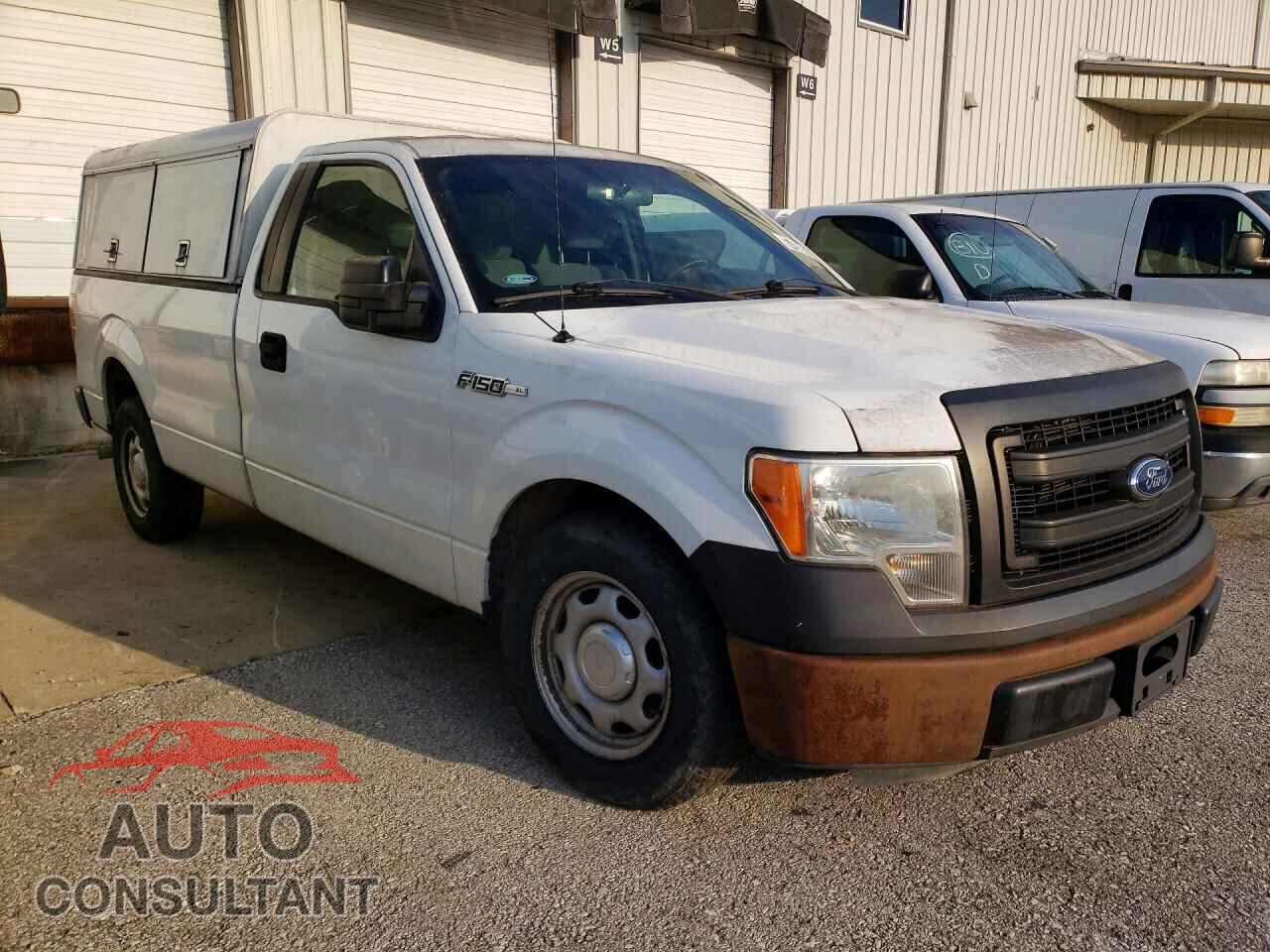 FORD F150 2013 - 1FTMF1CM5DKD84565