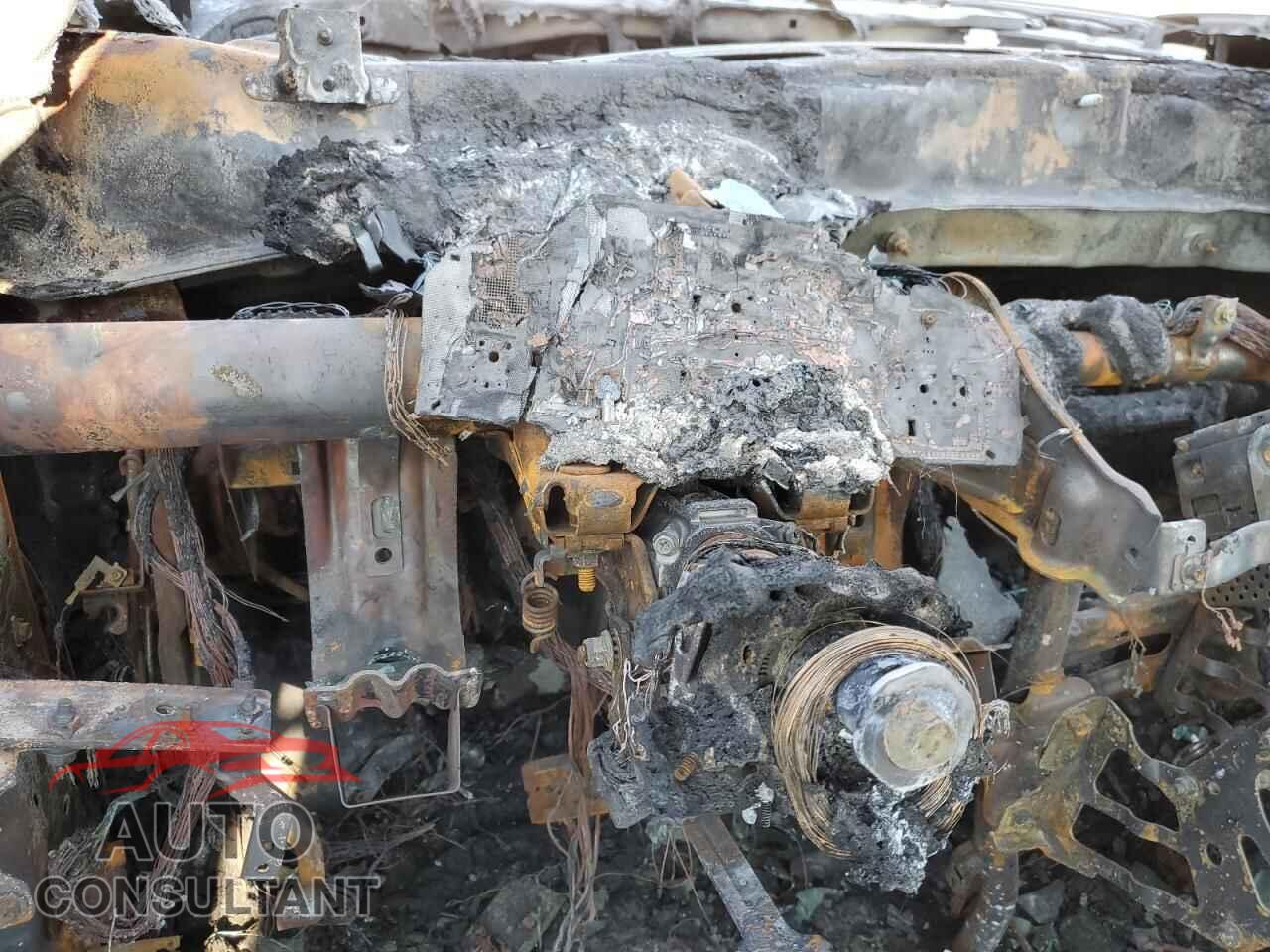 HONDA PILOT 2011 - 5FNYF4H24BB101643