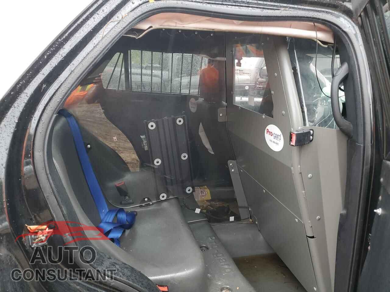 FORD EXPLORER 2018 - 1FM5K8AR9JGB92177